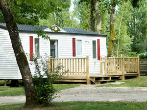 Cottage-4-5pers-2-CH-3fleurs